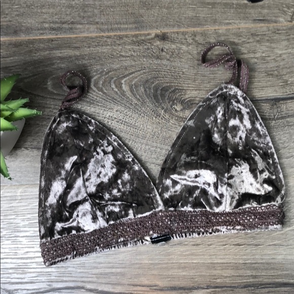 POL Other - POL Crushed Velvet Bralet Romantic Stretch Small Mocha